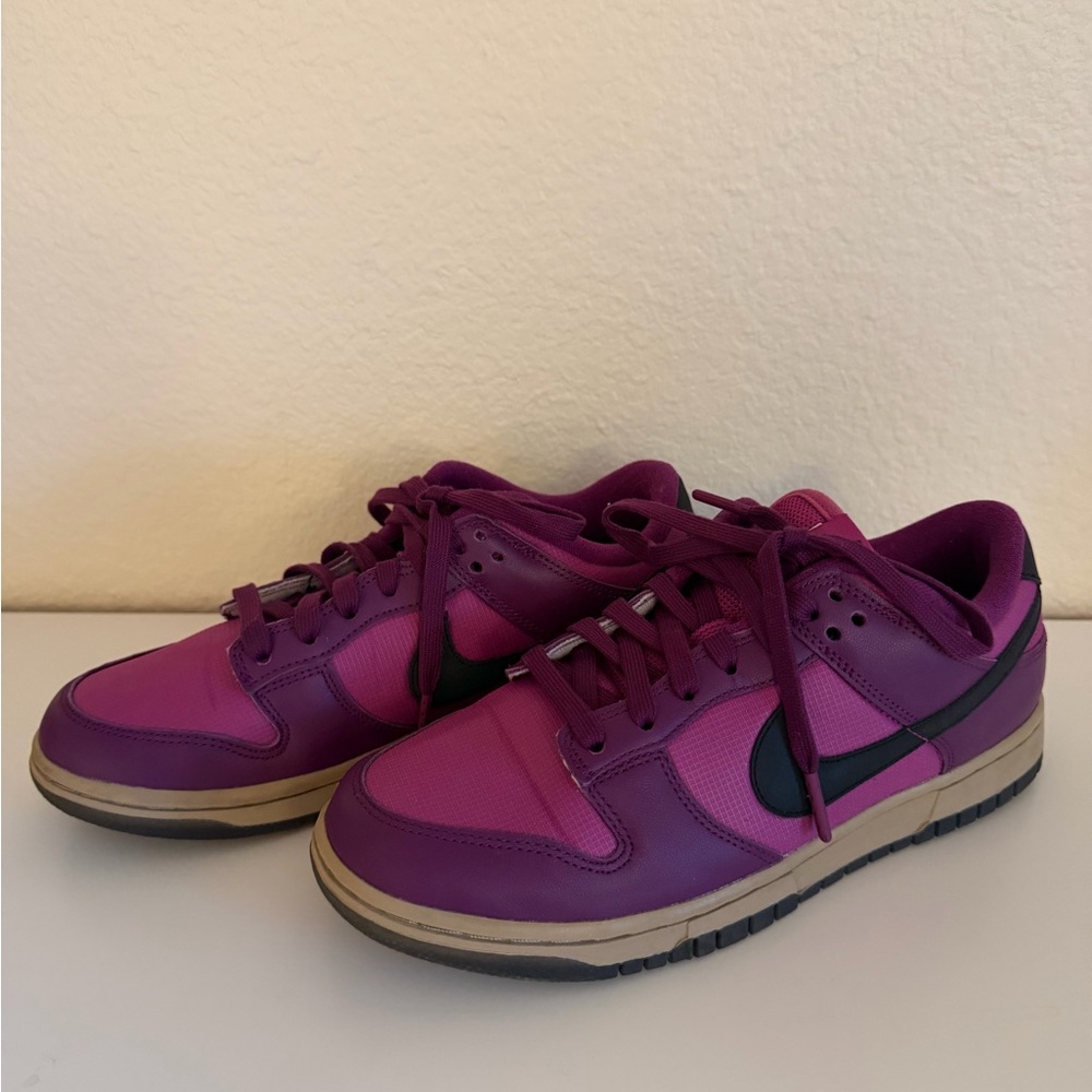 Nike Purple and Pink Sneakers